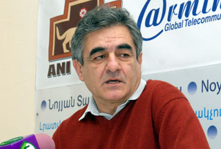 «Ամերիկյան կողմն առաջարկում է, անում ես` արա, չես անում՝ պաշոլդ քաշի». Մանվել Սարգսյան